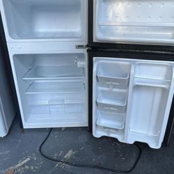 Mini Fridge With Freezer