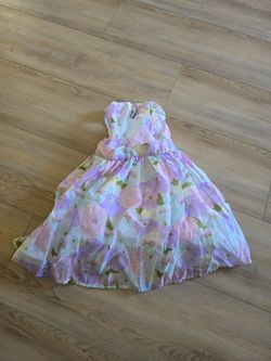 Sweet Gymboree floral dress. Perfect for Easter, birthday, wedding- flower girl
Gymboree