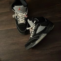 Jordan 5 Metallics 
