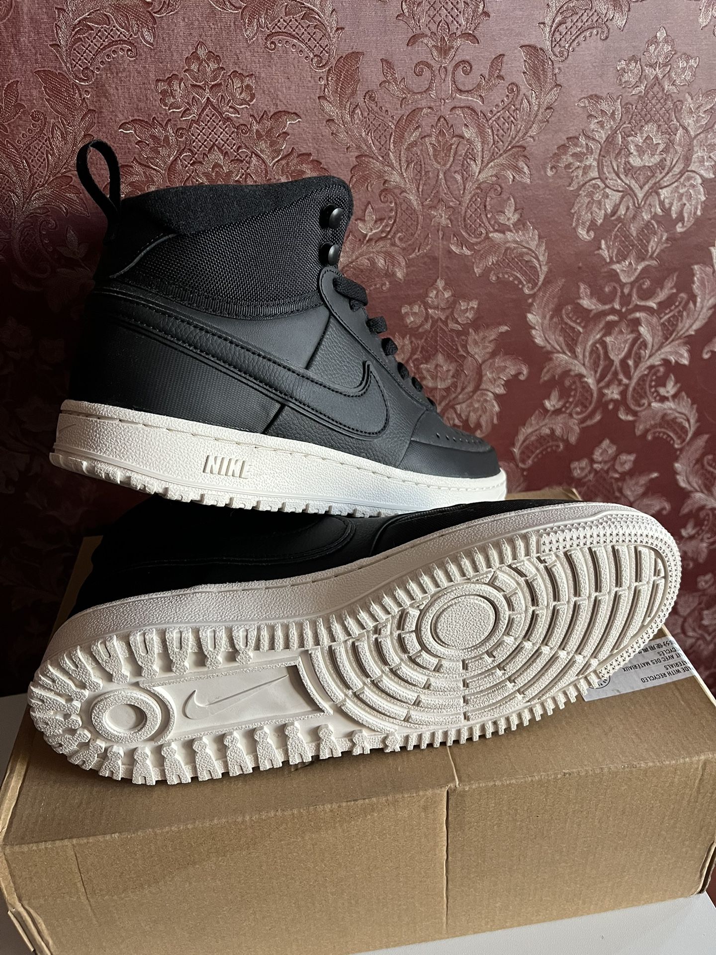 Nike Air Force $75