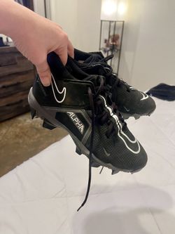 Boys Nike Alpha Football Cleats - Size 4 1/2