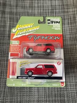 Johnny Lightning 1992 GMC Typhoon w/ Pro Collector Storage Tin