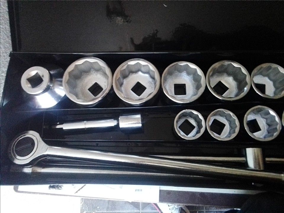 Socket And Ratchet Set For Industrial Bobcats Or Diesel Trucks