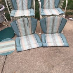 6 PATIO CHAIR CUSHIONS with PLACEMATS