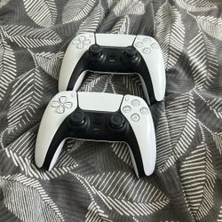 PS5 Slim W/ 2 Controllers And Logitech Headset