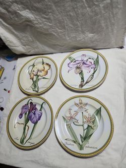 Botanical Floral Decorative Plates Set of 4