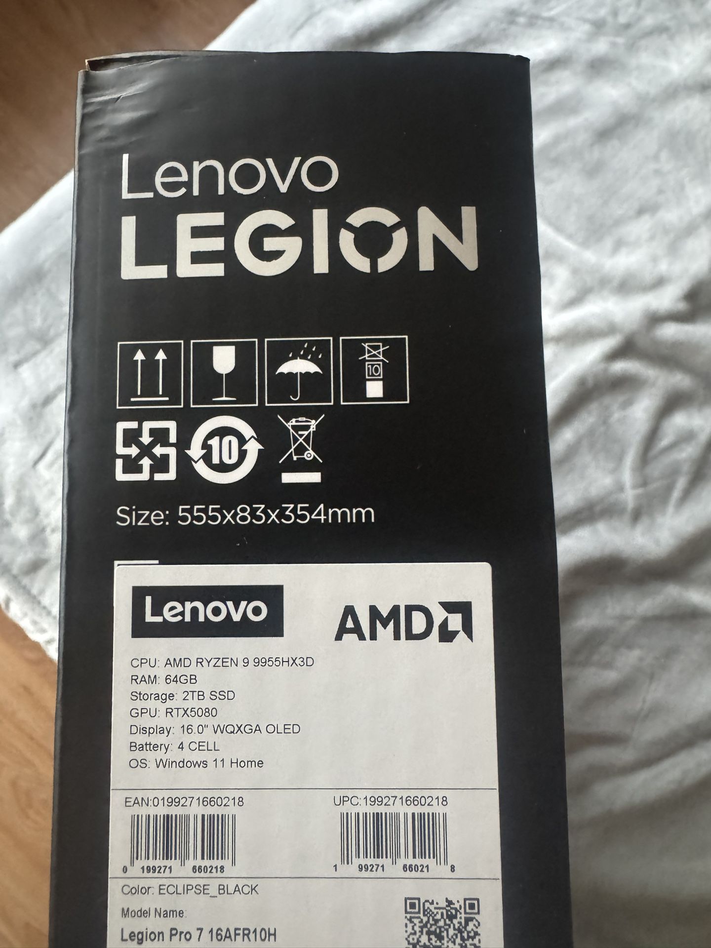 Lenovo Legion 7 Pro Ryzen 9 9955HX3D 64GB RAM 2TB SSD RTX5080