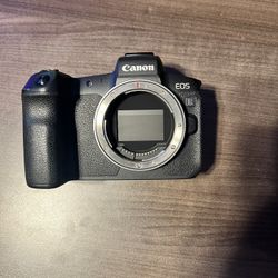 Canon EOS R w/ Mount