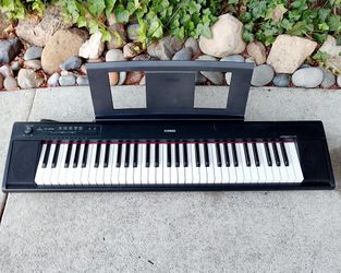 Yamaha Keyboard Piano