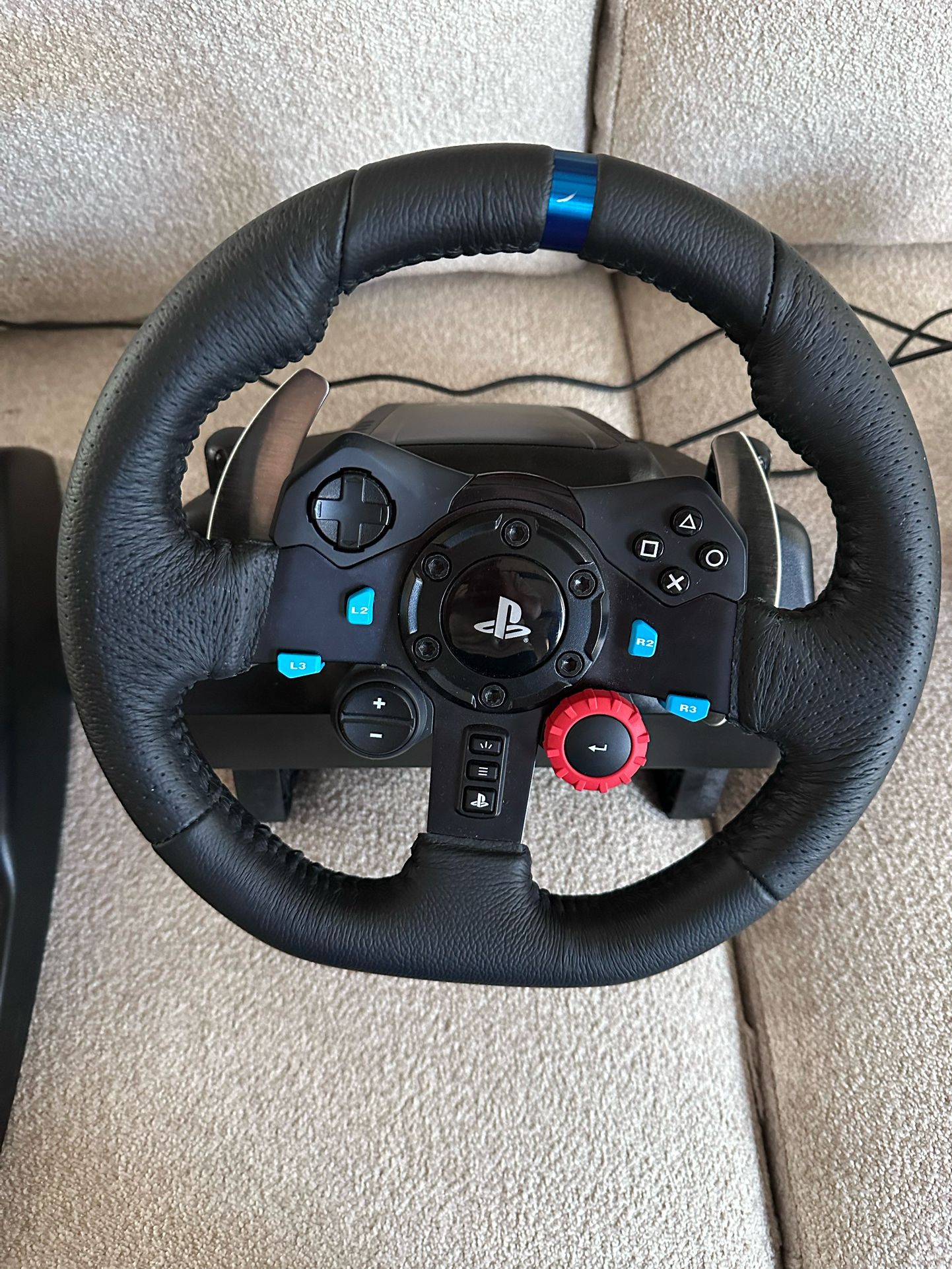 Logitech/ PS5-PS4-PC Steering Wheel, Pedals And Shift Knob