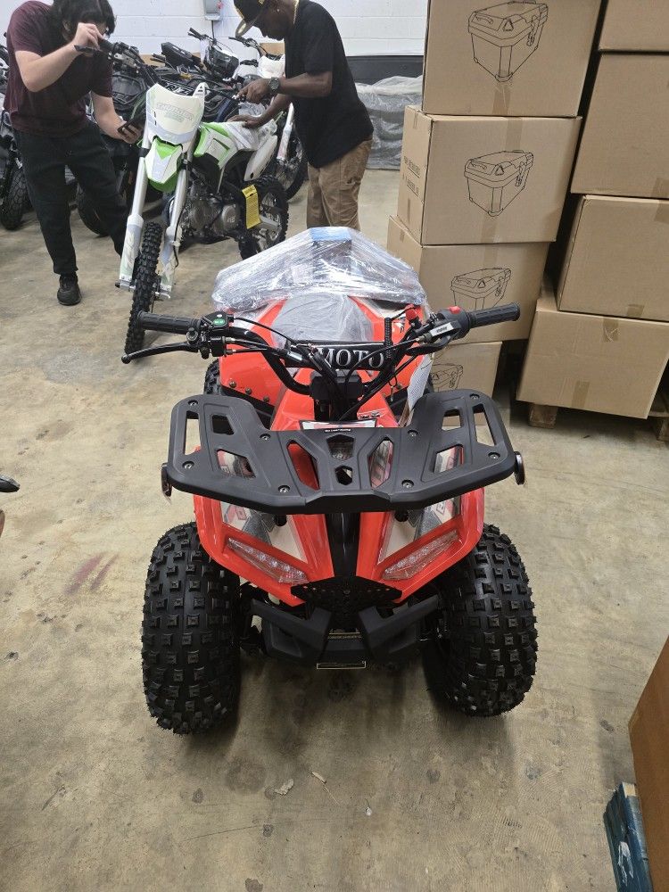 BRAND NEW KIDS 110CC RXR ATV