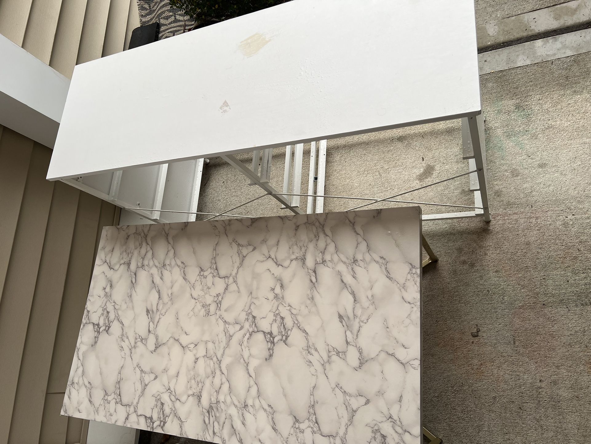 Coffee Table & Dresser 