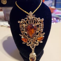 Fashion Classic Crown Flower Drop Brooch  $25.00 Price Firm