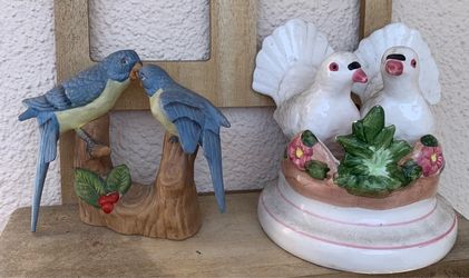 Lovebirds Figure