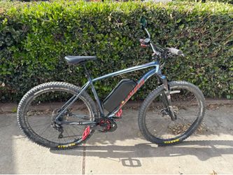 Specialized Stumpjumper E bike
