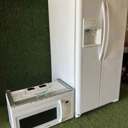 FRIGIDAIRE FRIDGE & MICROWAVE 