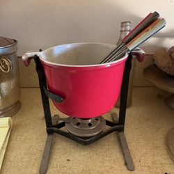 Vintage La Creuset “La Mama” Fondue Set