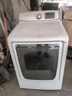 Very nice Samsung dryer large capacity works great