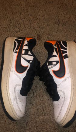 KIDS AIRFORCE 1s (SIZE 3.5 Y)