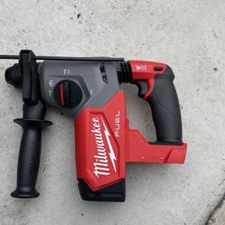 M18 FUEL 18V Lithium-Ion Brushless