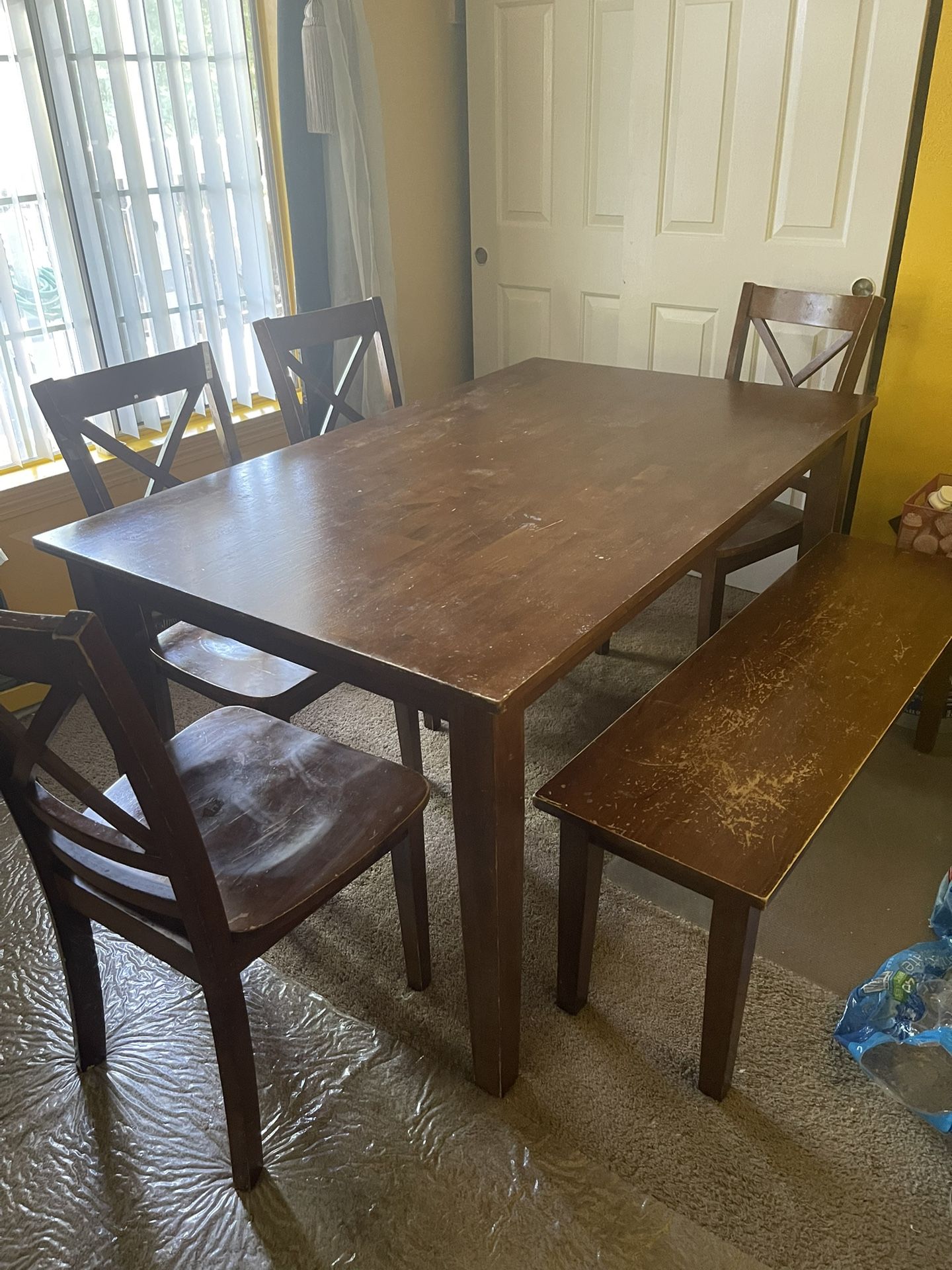 Selling a full wooden dining table set