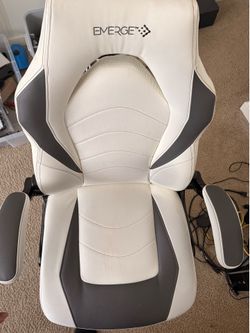 Game chair