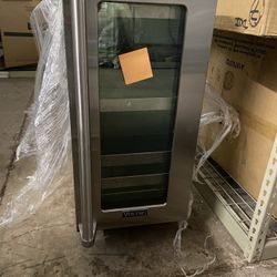 Viking 15 Inch Built In Under counter Beverage Center