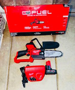 Milwaukee M12 FUEL 12V Brushless Battery 6 in HATCHET Pruning Saw Kit + 4.0 Ah Battery & Charger New