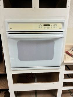 30” built in oven.