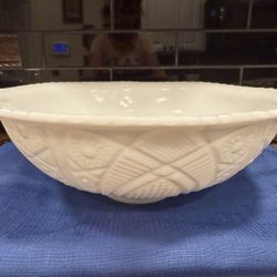 Vintage And Amazing!  Vintage Very Large McKee Milk Glass Punch Bowl