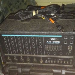 XR 600E Powered Mixer