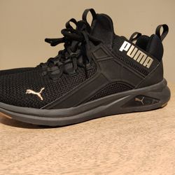 Sneakers  Size 10 1/2