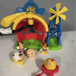 Mickey Mouse play farm