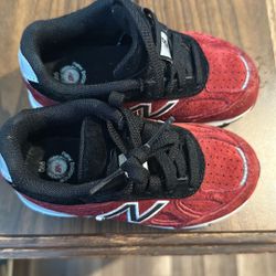 Kids Shoes Size 8c 