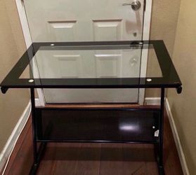 Desk 23”5/8 And 25”3/8