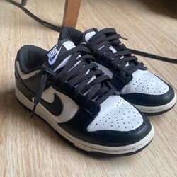 Panda SB Dunk 