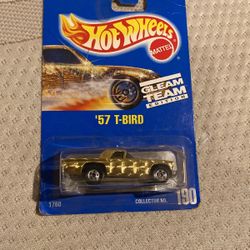 HOTWHEELS NOS GLEAM TEAM EDITION '57 T-BIRD COLLECTOR #190 Condition is New
