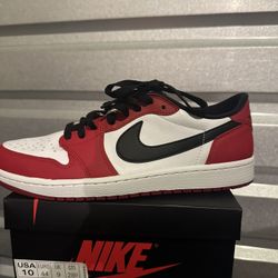 Jordan 1 Retro Low “Chicago”