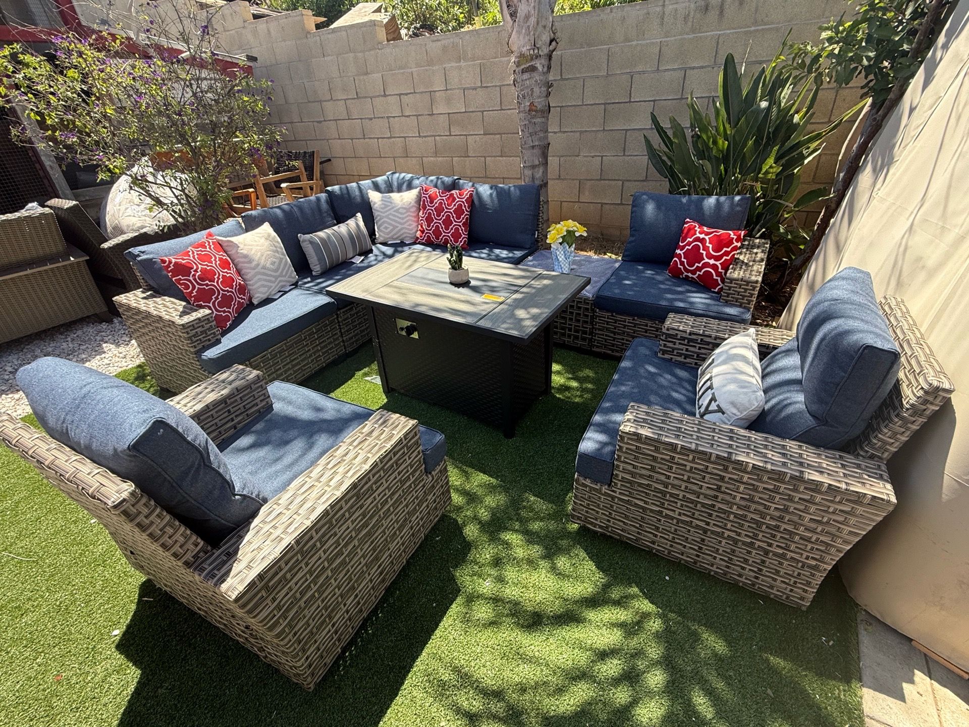 Patio furniture set outdoor new in the box