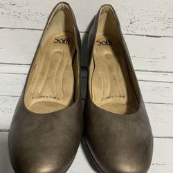 Sofft Women Size 9 Leather Upper Slide On High Heel Shoes