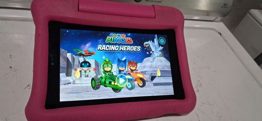 Amazon kids tablet. good condition. 9 inches  screen. 2 gb.