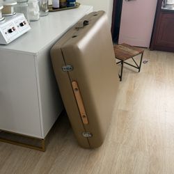 Massage Table