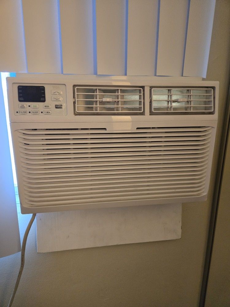 **Selling $100** TCL 8000 BTU's Window AC Unit