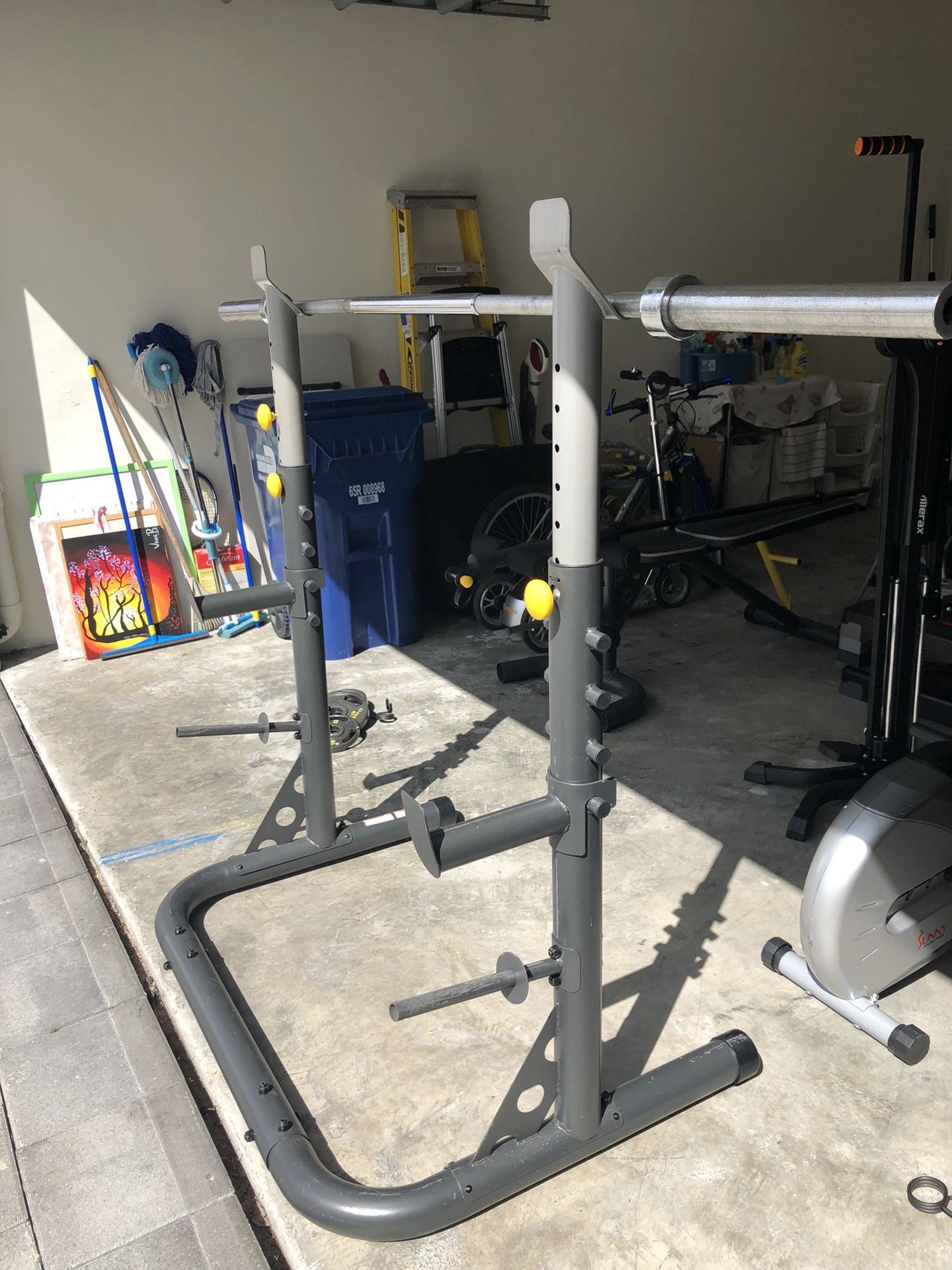Gold gym squat rack hotsell
