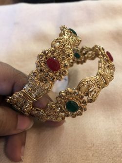 Beautiful traditional bracelet (kary)size 2.5