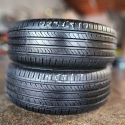 225/65/17 Used Pair Like New X2 starfire