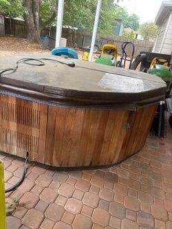 Free Jacuzzi