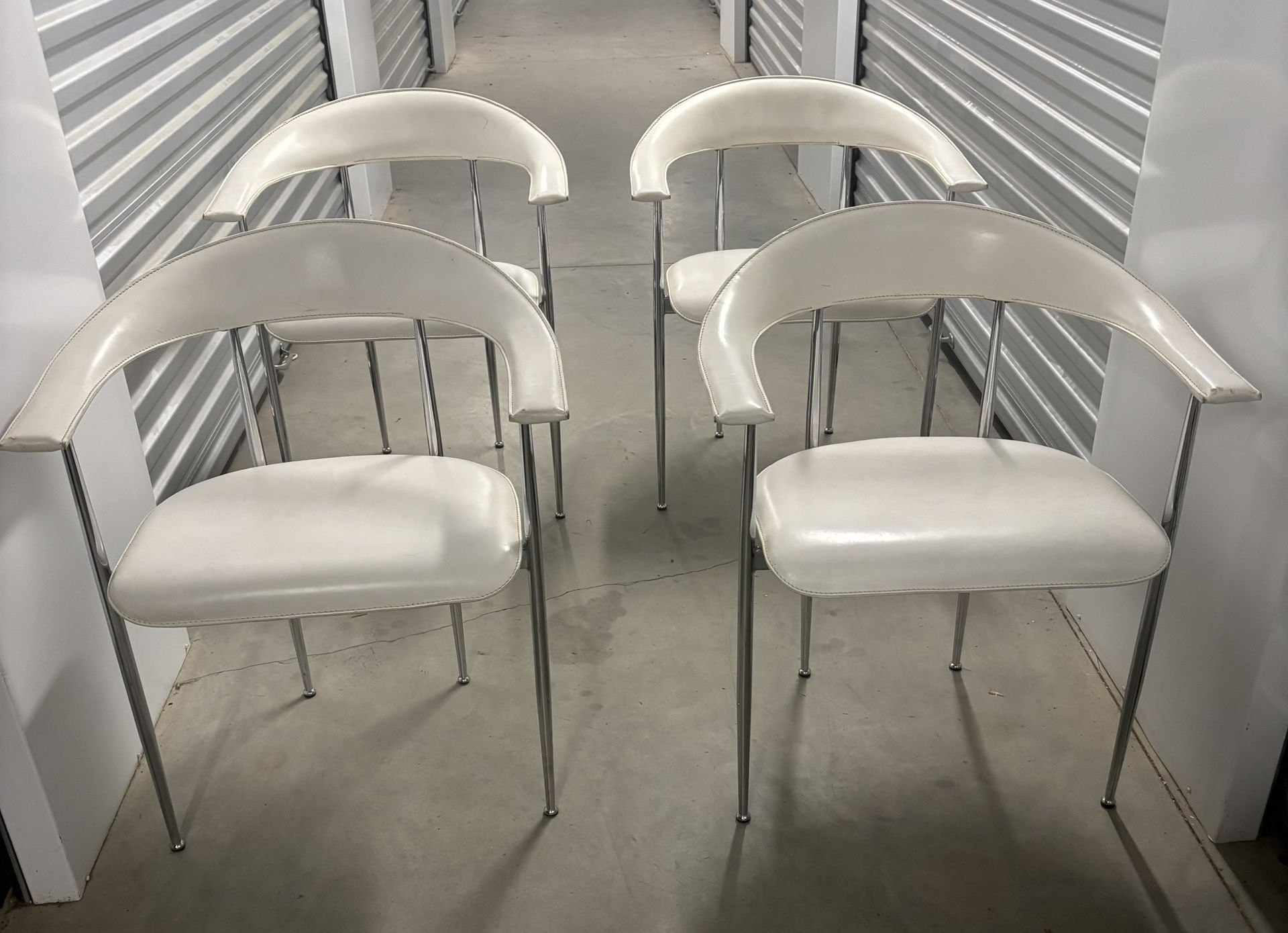 Set Of Four MCM Vegni & Gualtierotti For Fasem P40 White Leather Chairs