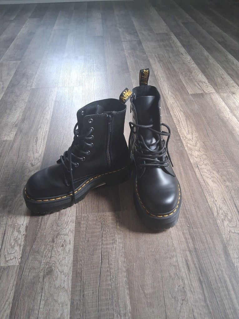 Dr.Martens AirWair Size7