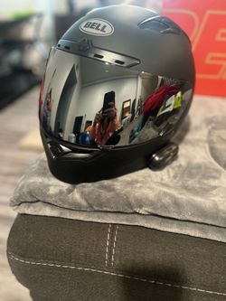 Bell Qualifier DLX MIPS Helmet